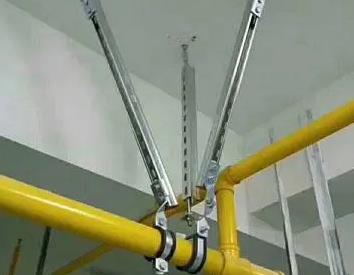 闸阀支撑架的质量要求。价格决定了凯里抗震支撑框架的质量。